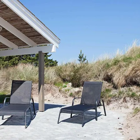 Three-bedroom Holiday In 2 * Vejers Strand