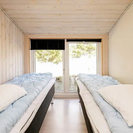 Three-bedroom Holiday In 2 Nyaraló