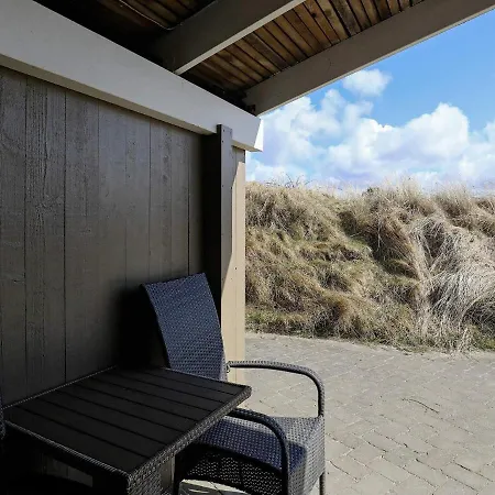 Three-bedroom Holiday In 2 Vejers Strand